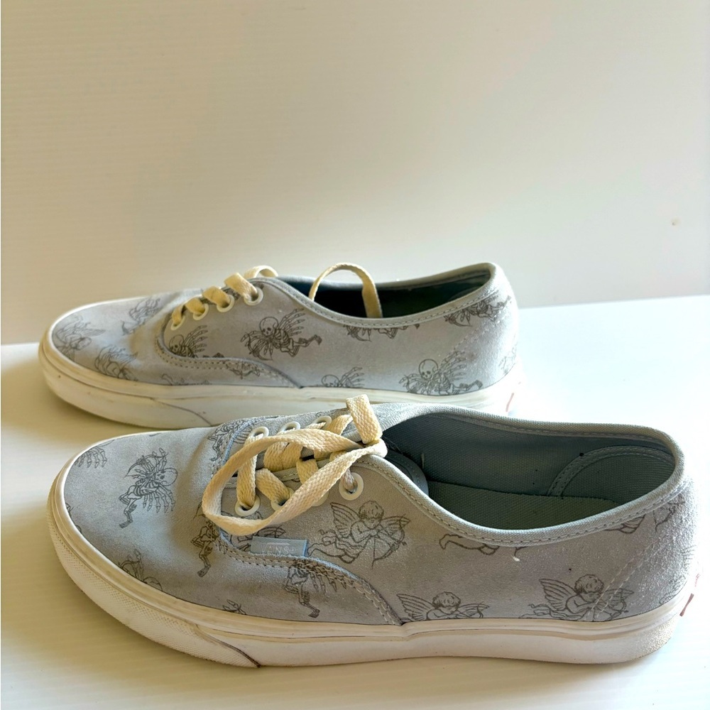 Vans Women's Gray Sneakers with Fairy Print